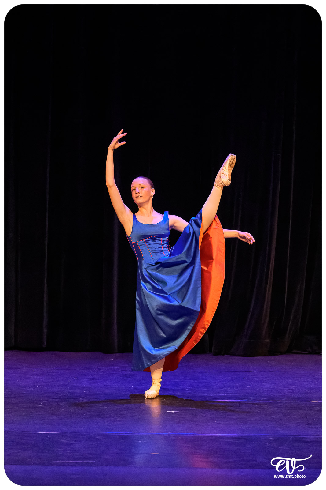 ECOLE DE DANSE CÉCILE ADAMOW